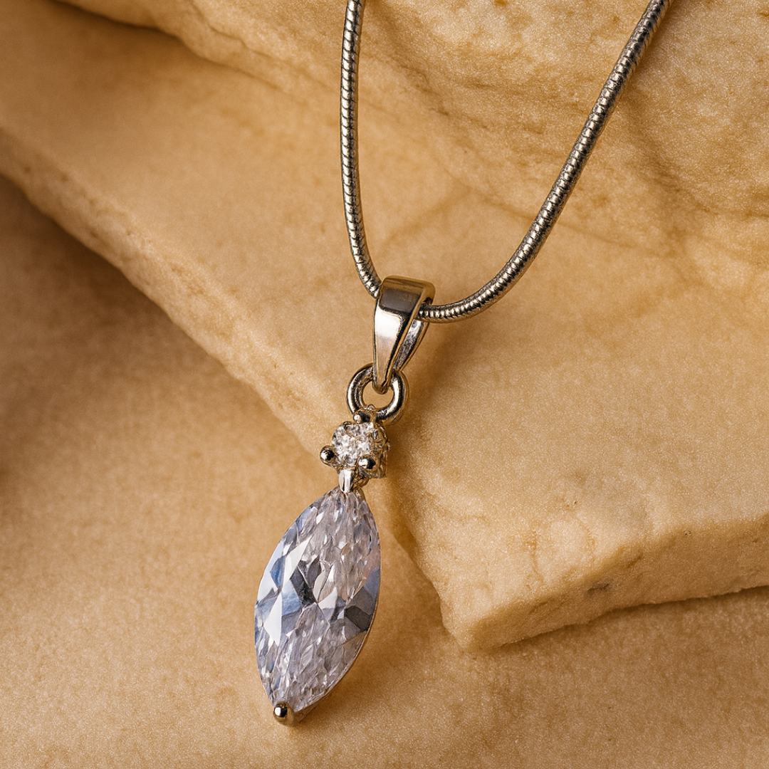 Marquise Shape zircon pendent
