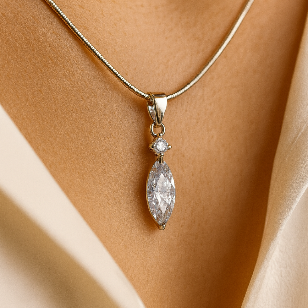 Marquise Shape zircon pendent